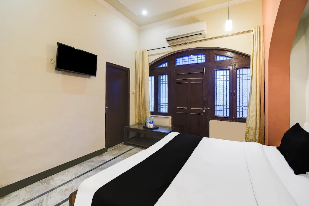Standard Room 107